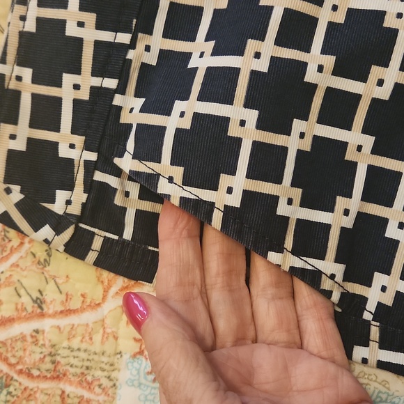 Ann Taylor shorts NWOT - Picture 2 of 5